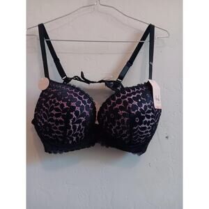 Hush Intimates Bra Women’s Size 38C, Pushup, Wire, Lace, Padded, NWT
